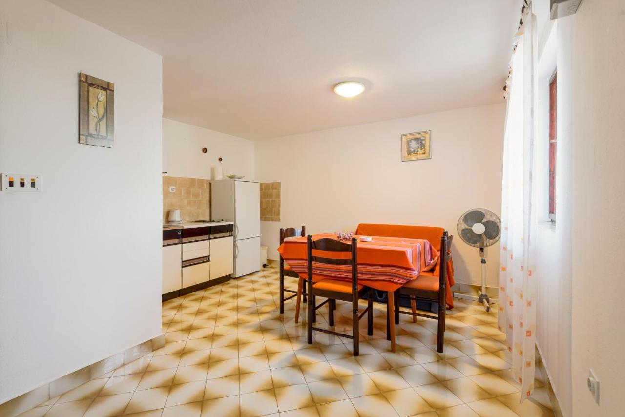 Apartments By The Sea Basina, Hvar - 11817 Vrbanj Экстерьер фото