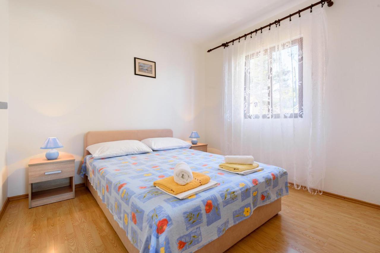 Apartments By The Sea Basina, Hvar - 11817 Vrbanj Экстерьер фото